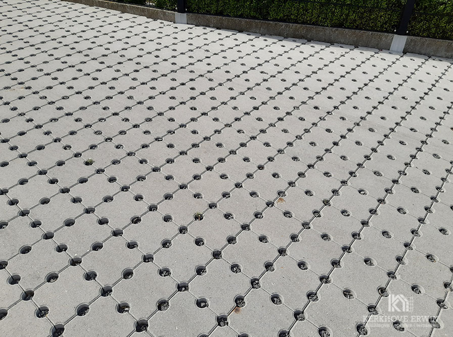 afsluitingen kerkhove opritten en terrassen